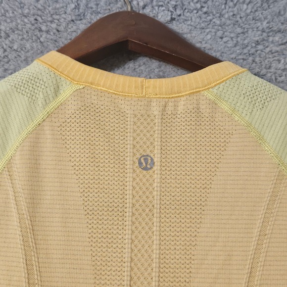Lululemon Women's Swiftly Short Sleeve Shirt Top Yellow Orange 6 Running Active - Picture 4 of 8